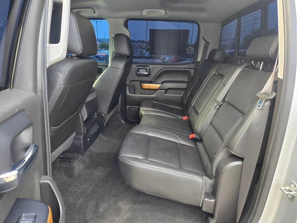 Used 2018 Silver Chevrolet LTZ image 22