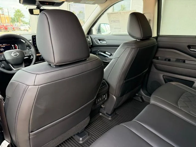 New 2026 Gun Metallic Nissan Platinum image 24