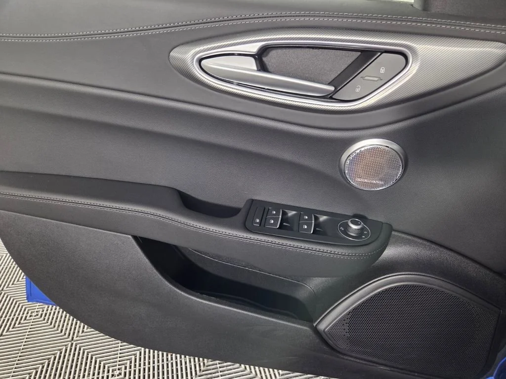 2025 Alfa Romeo Giulia Base - Photo 17