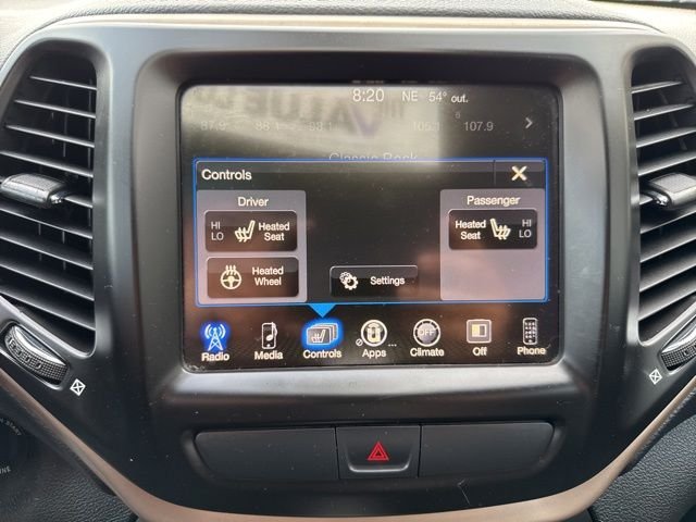 Used 2015 Black Jeep Latitude image 15