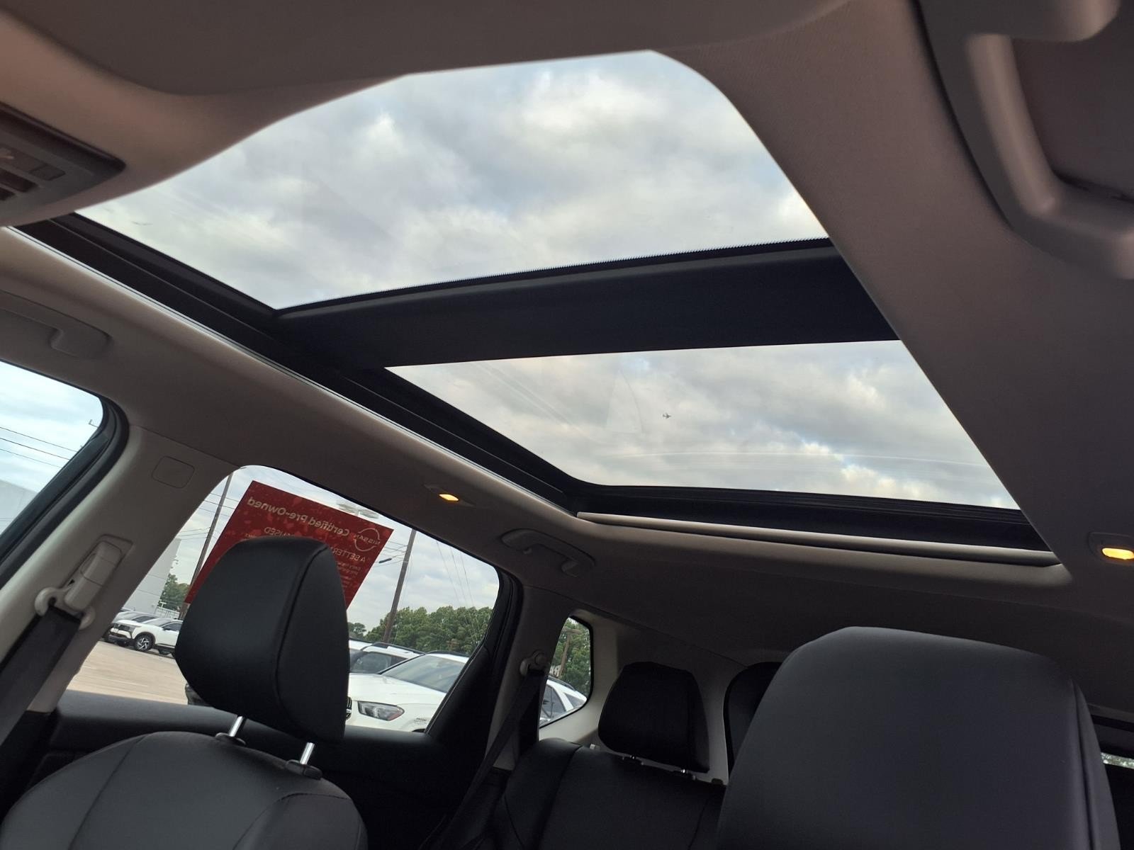 2026 Nissan Rogue photo 18 of 28