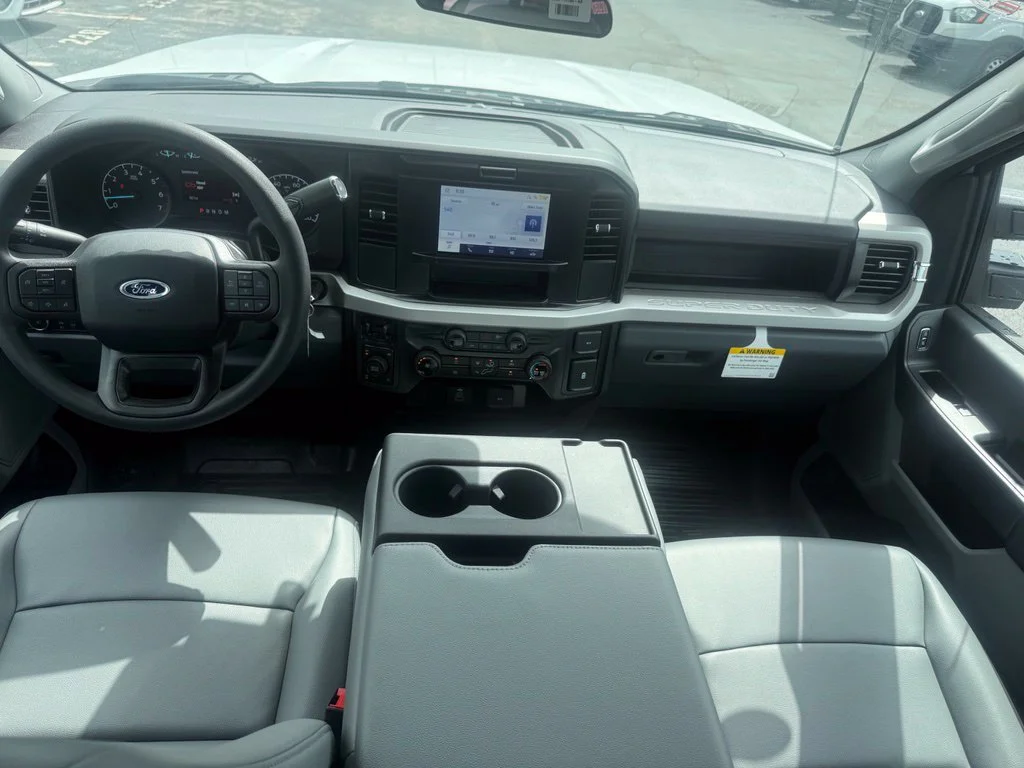 New 2026 Oxford White Ford F-250® XL image 42
