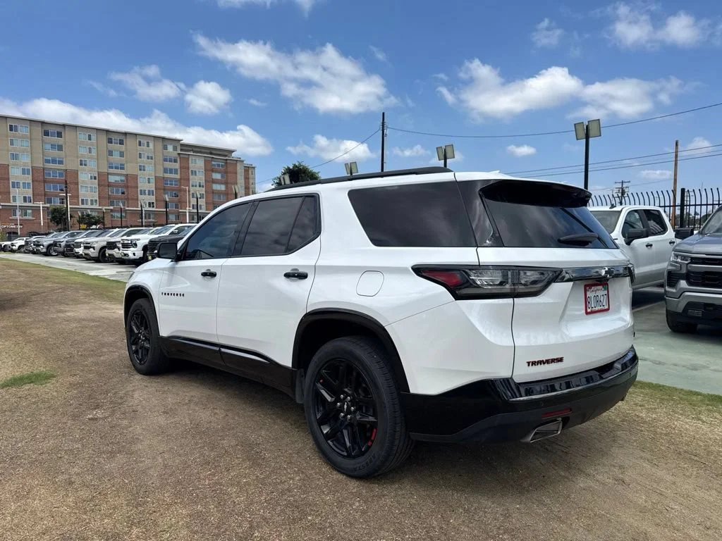 Used 2019 IRIDESCENT PEARL TRICOAT Chevrolet Premier image 7