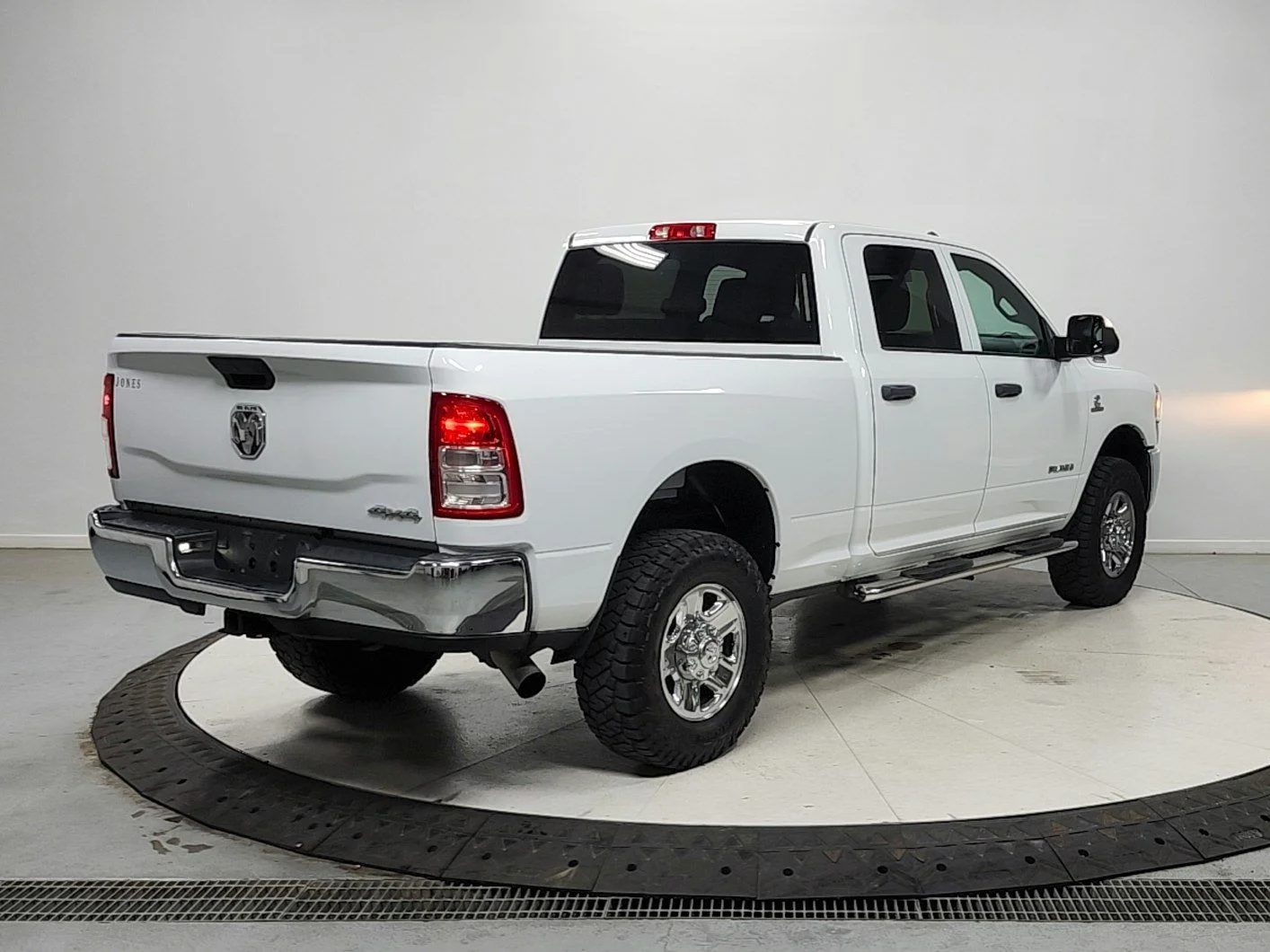 Used 2022 White Ram Tradesman image 7