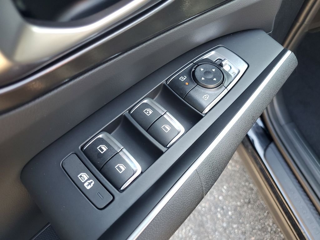 New 2026 Ebony Black Kia LX image 20