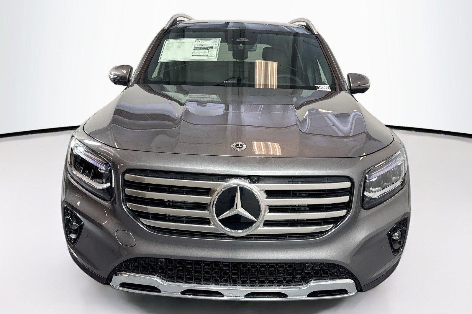 New 2026 Mountain Grey Metallic Mercedes-Benz GLB 250 image 2