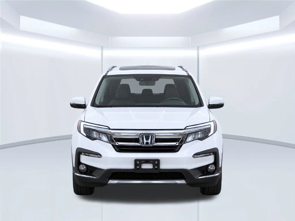 Certified Used 2021 White Honda Touring image 7