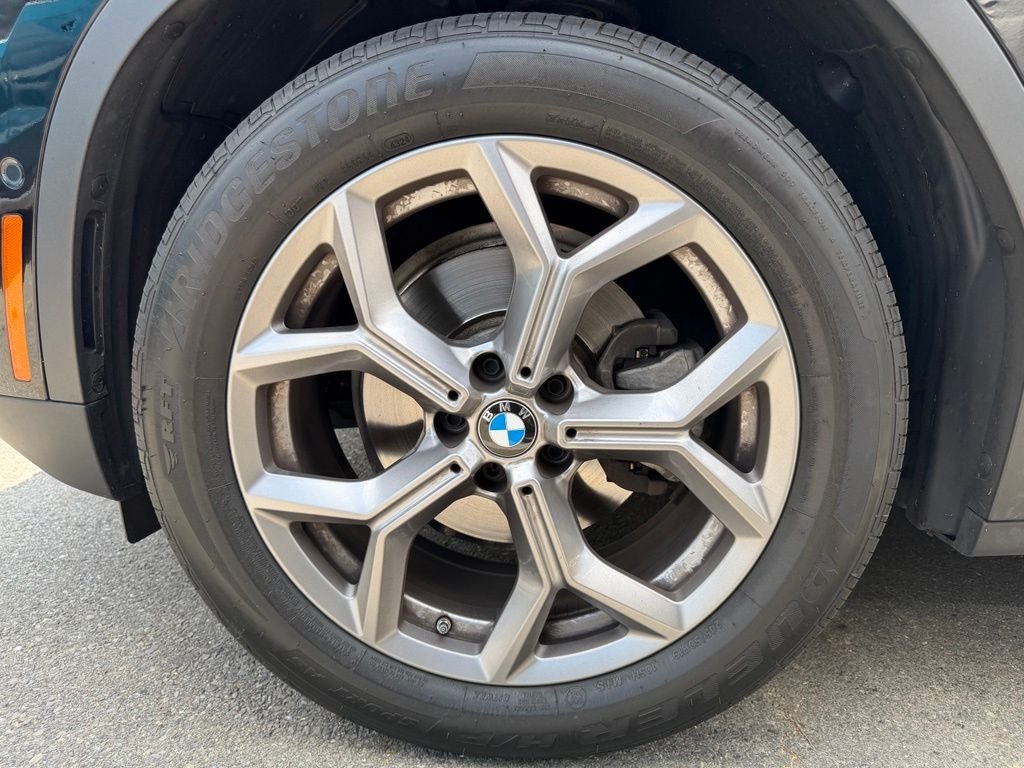 Certified Used 2024 Jet Black BMW xDrive30i image 6