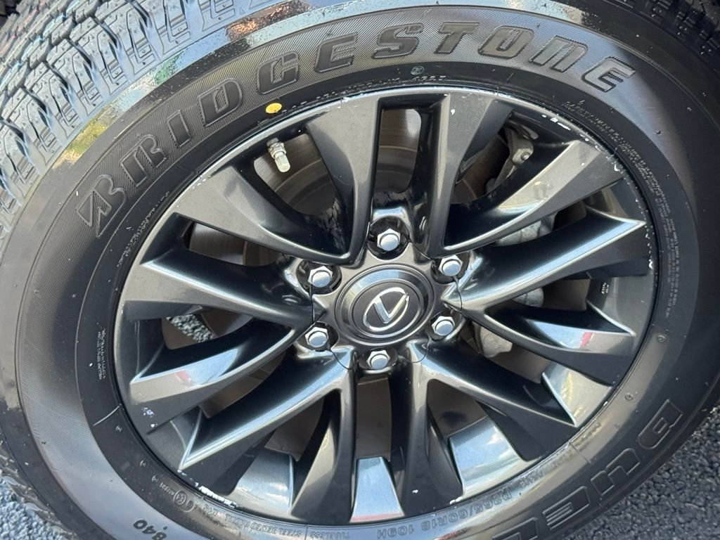 Used 2023 Black Lexus 460 image 13