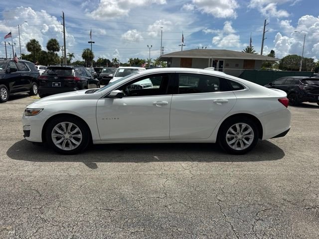 Used 2025 White Chevrolet LT image 6