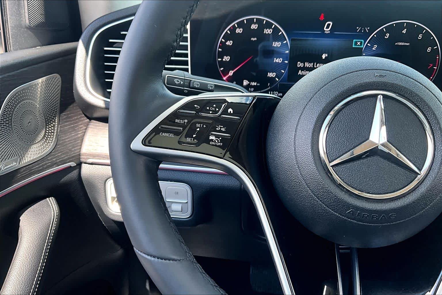 Used 2024 Polar White Mercedes-Benz GLE 350 image 24