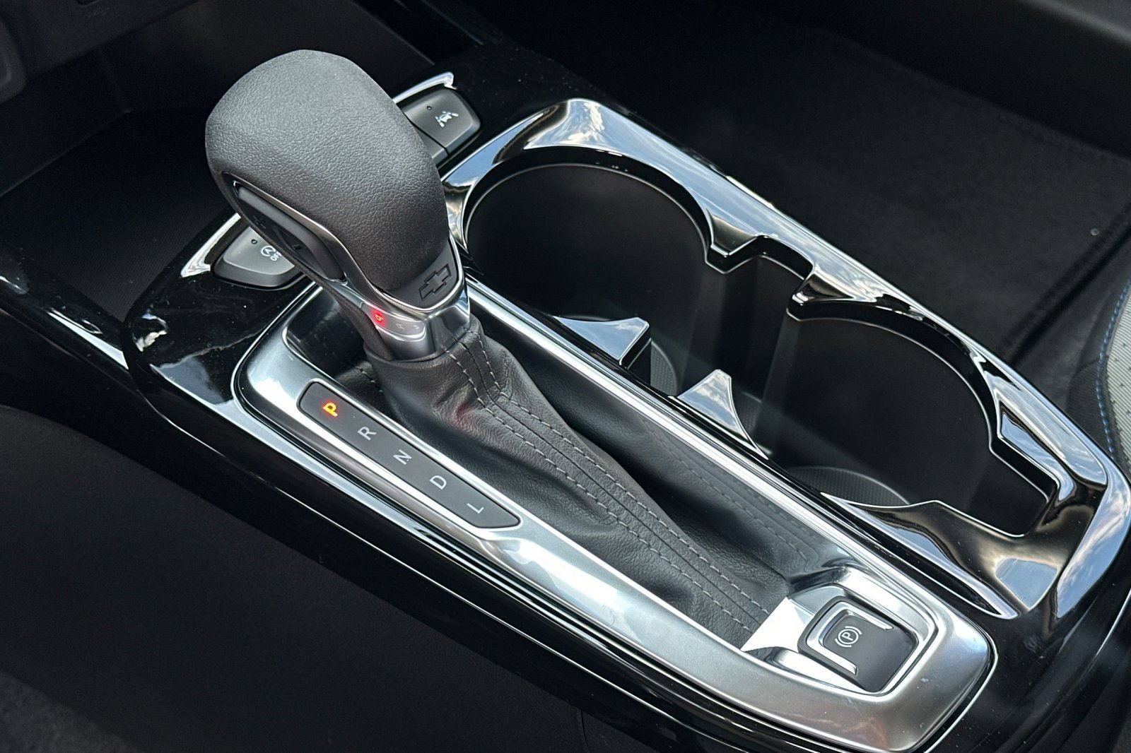New 2026 Summit White Chevrolet LT image 21