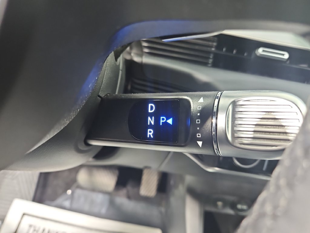 Certified Used 2024 Gray Hyundai SEL image 24
