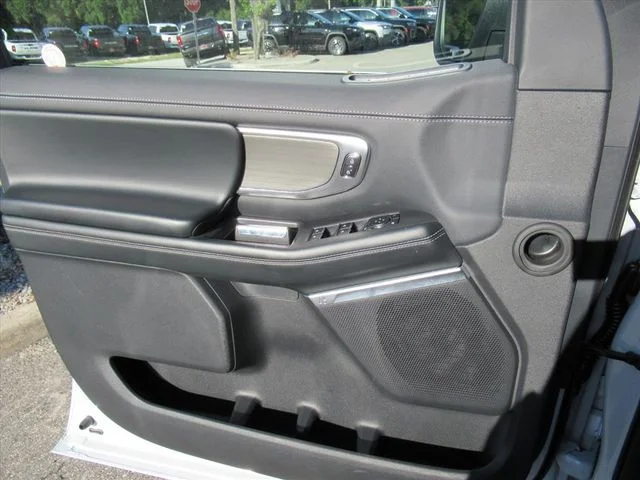 Used 2025 Silver Ford Platinum image 20