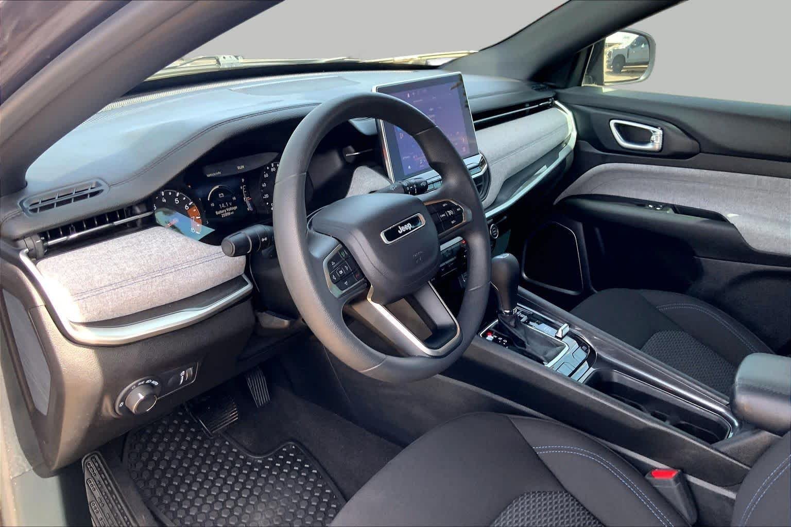 Used 2024 Baltic Gray Metallic Clearcoat Jeep Sport image 18
