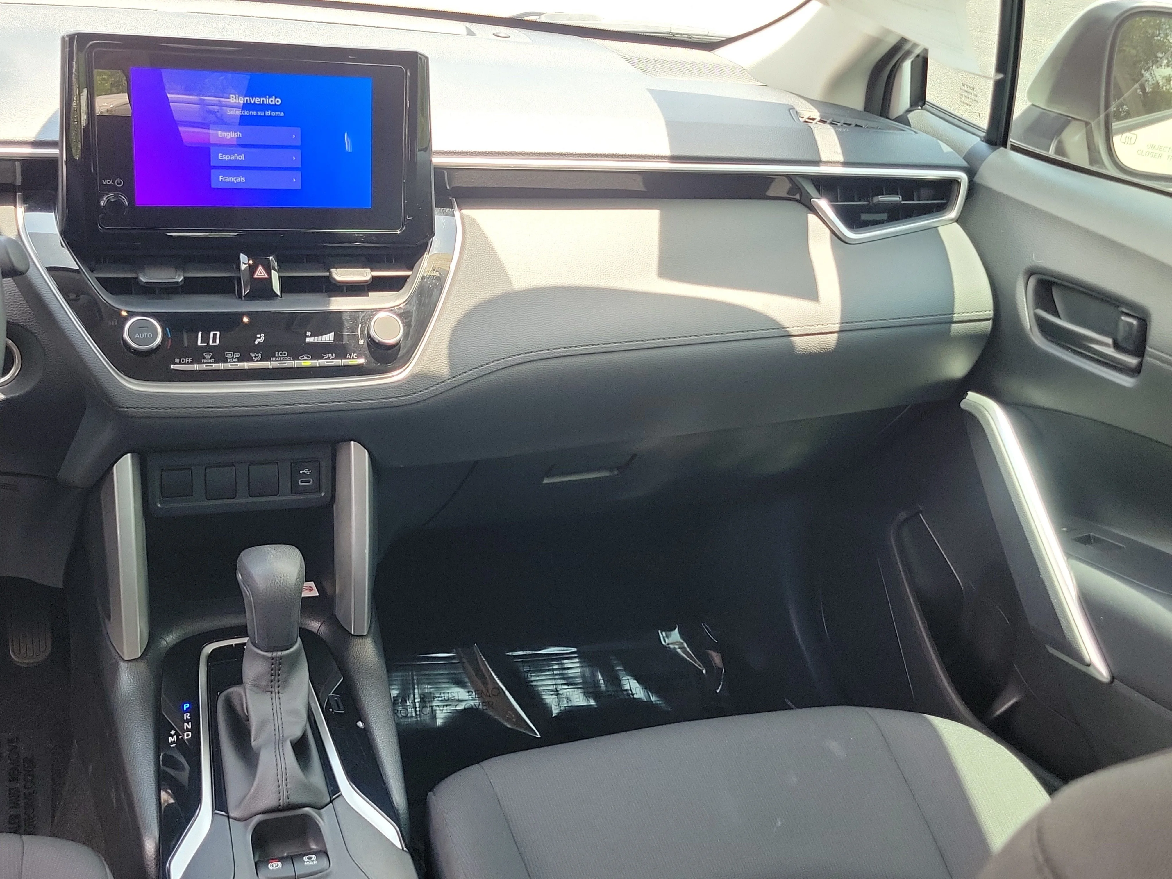 Used 2023 Wind Chill Pearl Toyota LE image 17