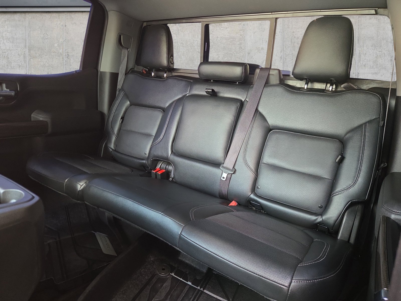 2019 Chevrolet Silverado 1500 RST - Photo 13