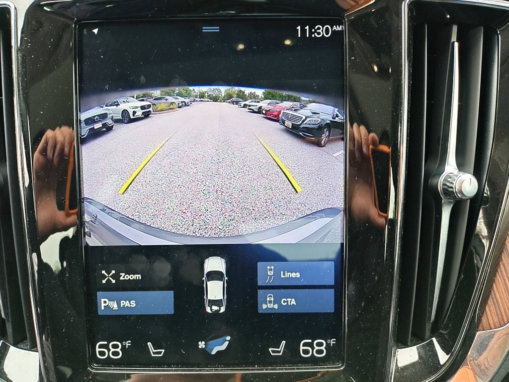 Used 2020 Gray Volvo T5 Momentum image 19