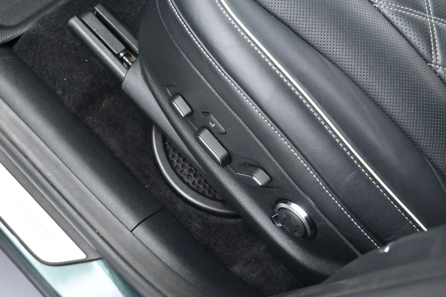 Used 2023  Genesis 3.5T AWD image 13