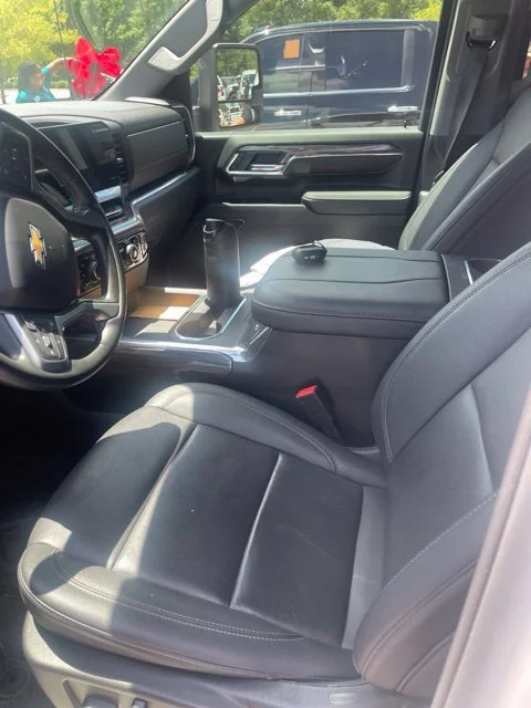 Used 2024 Summit White Chevrolet LTZ image 8