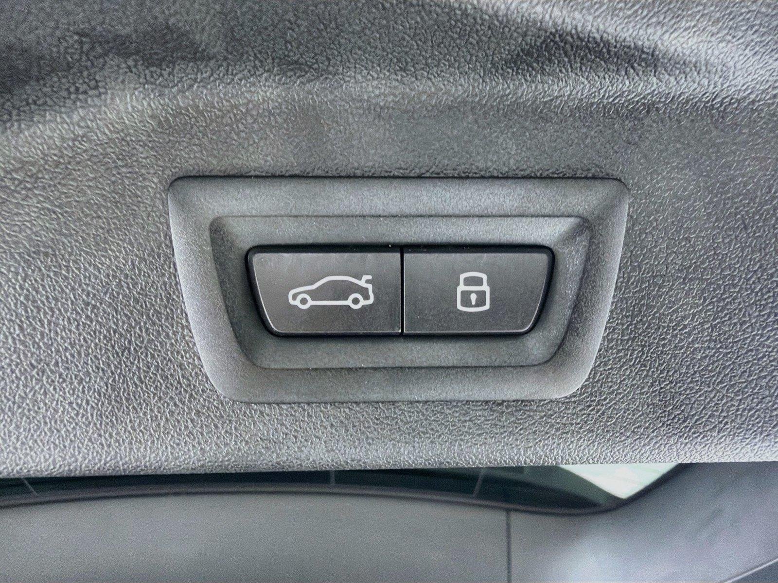 Used 2025 Frozen Pure Grey Metallic BMW M60i image 30