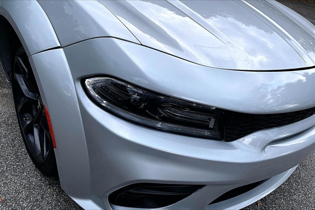 Used 2020 Silver Dodge SXT image 32
