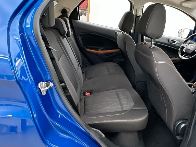 Used 2021 Blue Ford SE image 17