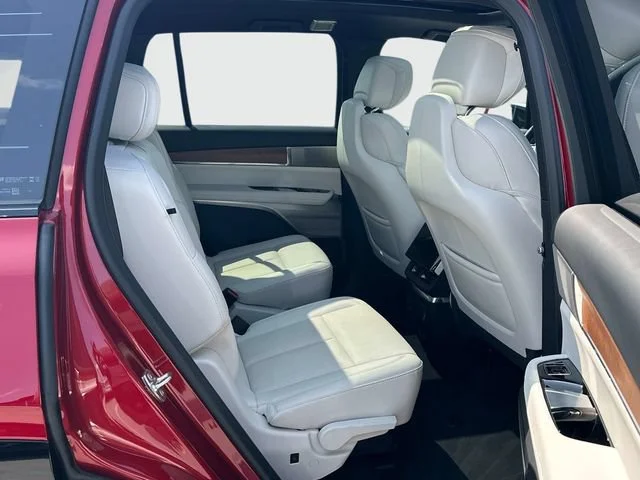 2026 Cadillac VISTIQ Sport - Photo 21