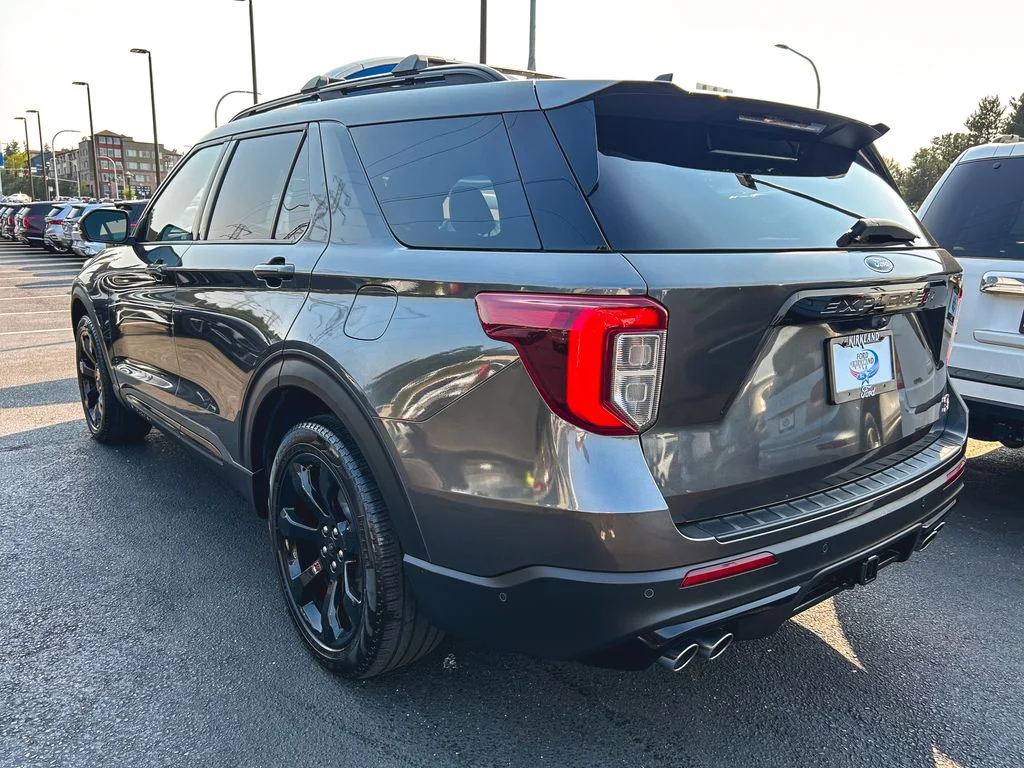 Used 2020 Magnetic Metallic Ford ST image 7