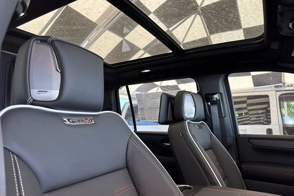 2026 GMC Yukon XL AT4 Ultimate - Photo 16