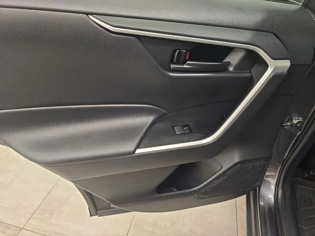 Used 2021 Magnetic Gray Metallic Toyota LE image 17