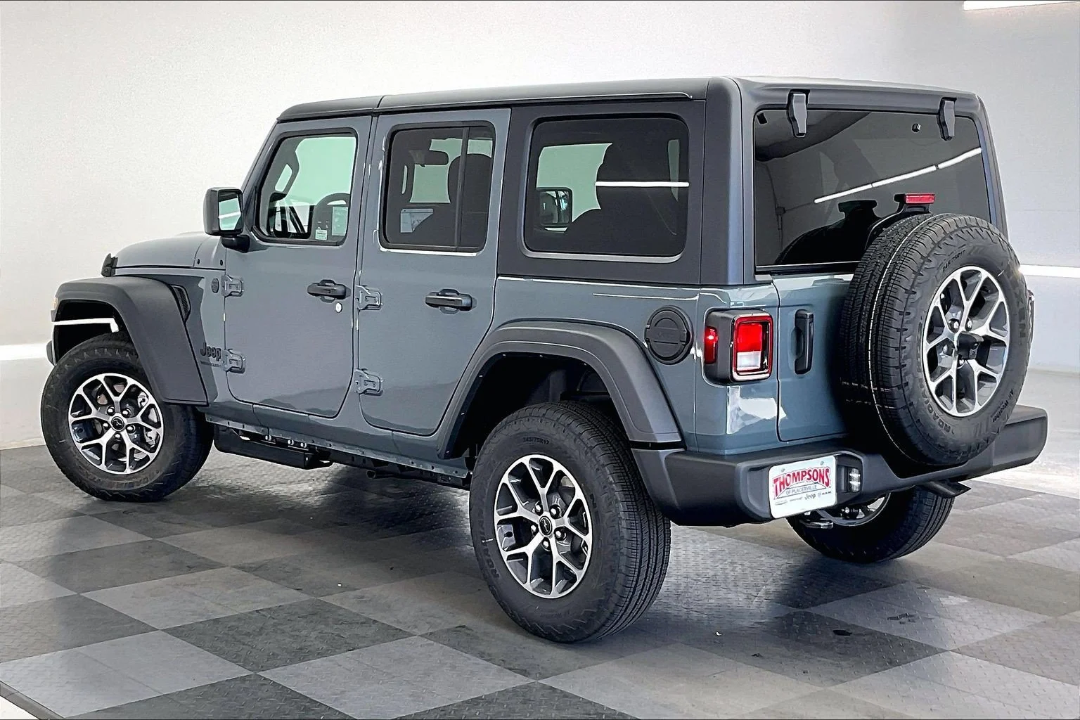 New 2026 Anvil Clearcoat Jeep Sport S image 2
