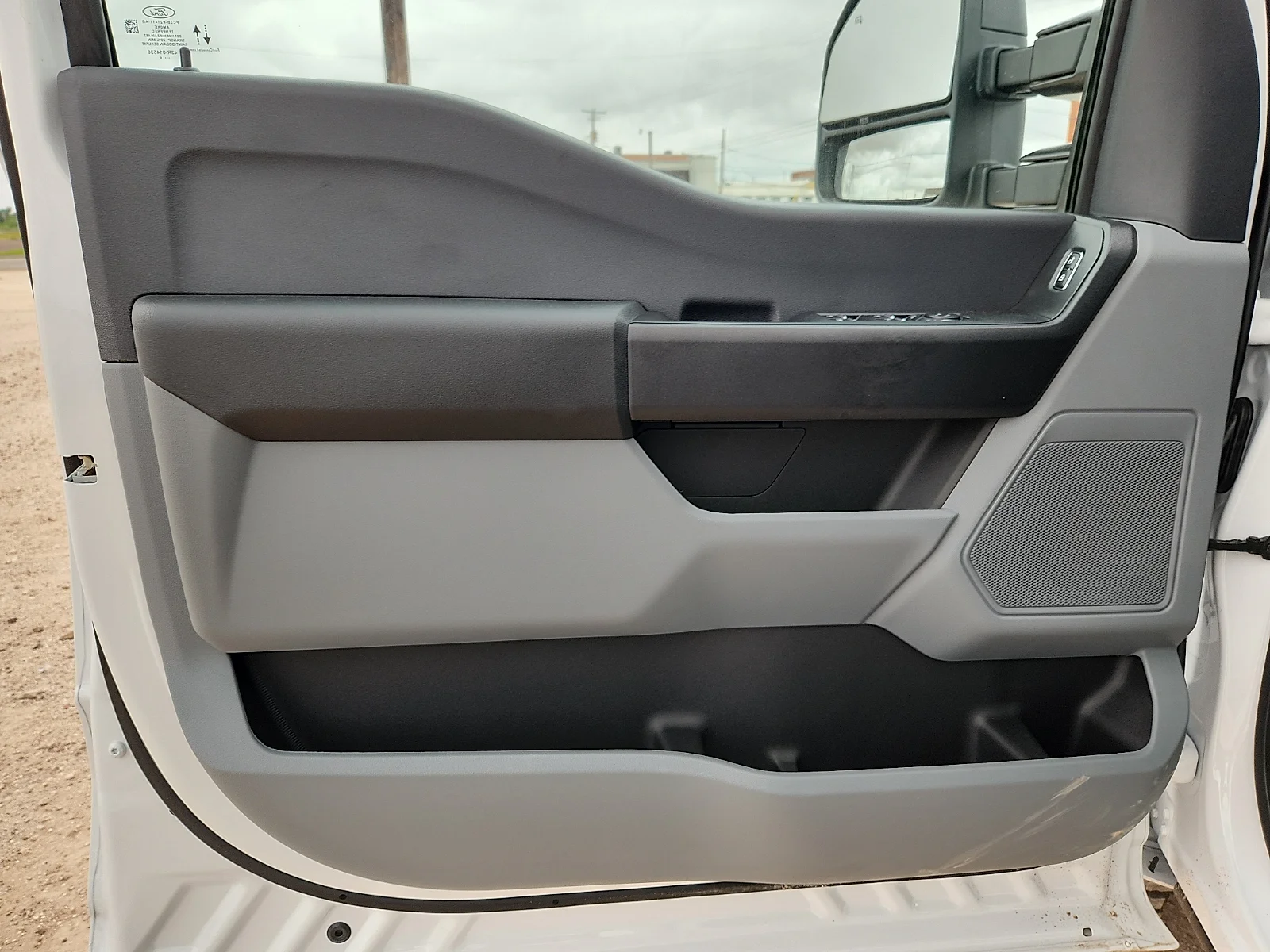 New 2026 Oxford White Ford F-250® XL image 14