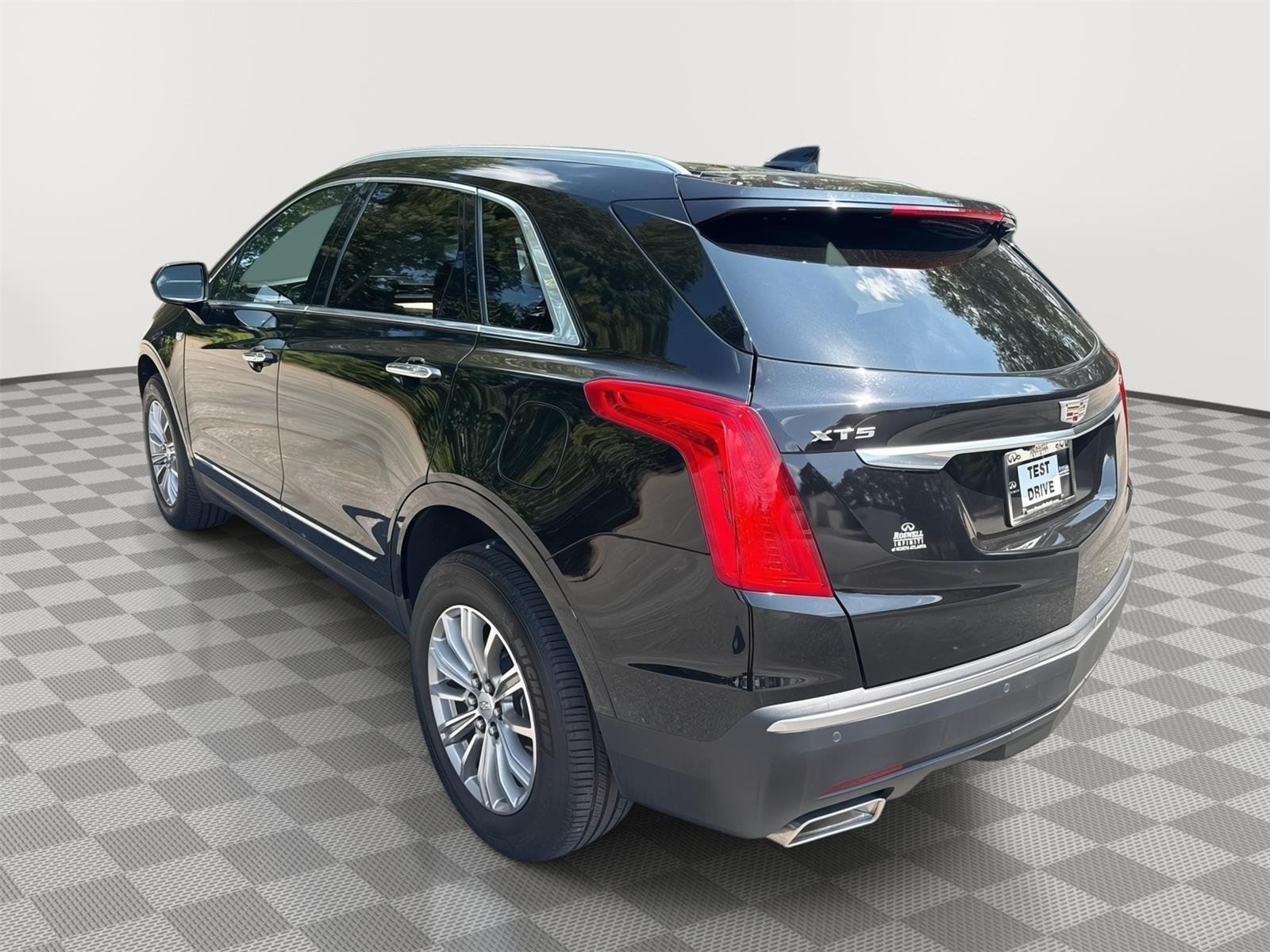 Used 2017 Stellar Black Metallic Cadillac Luxury FWD image 8