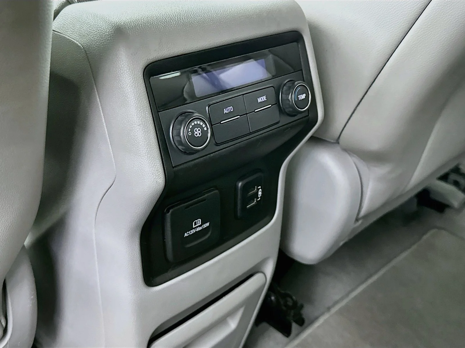 Used 2017 Iridium Metallic GMC SLT-1 image 27