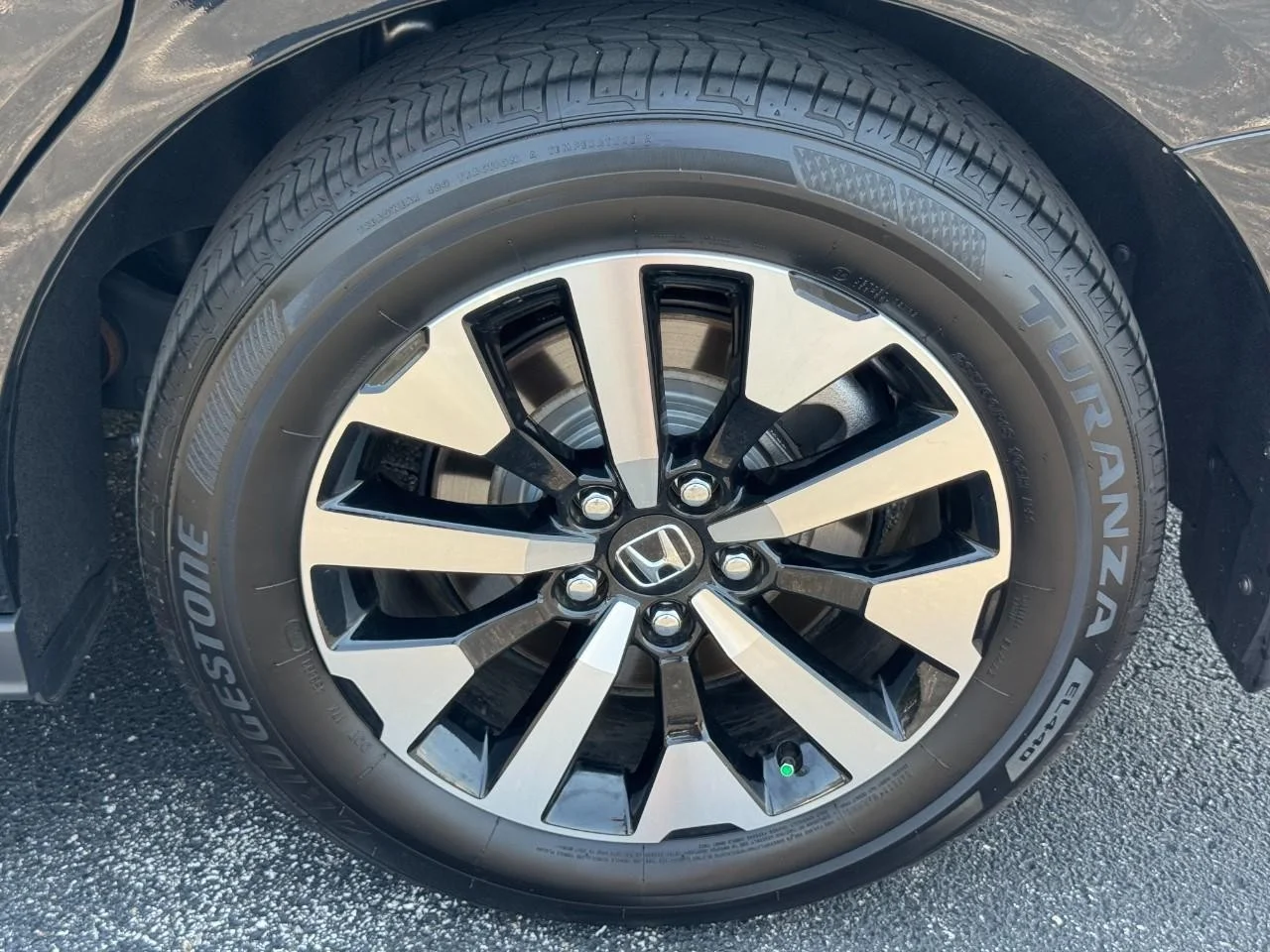 2026 Honda Odyssey EX-L - Photo 8