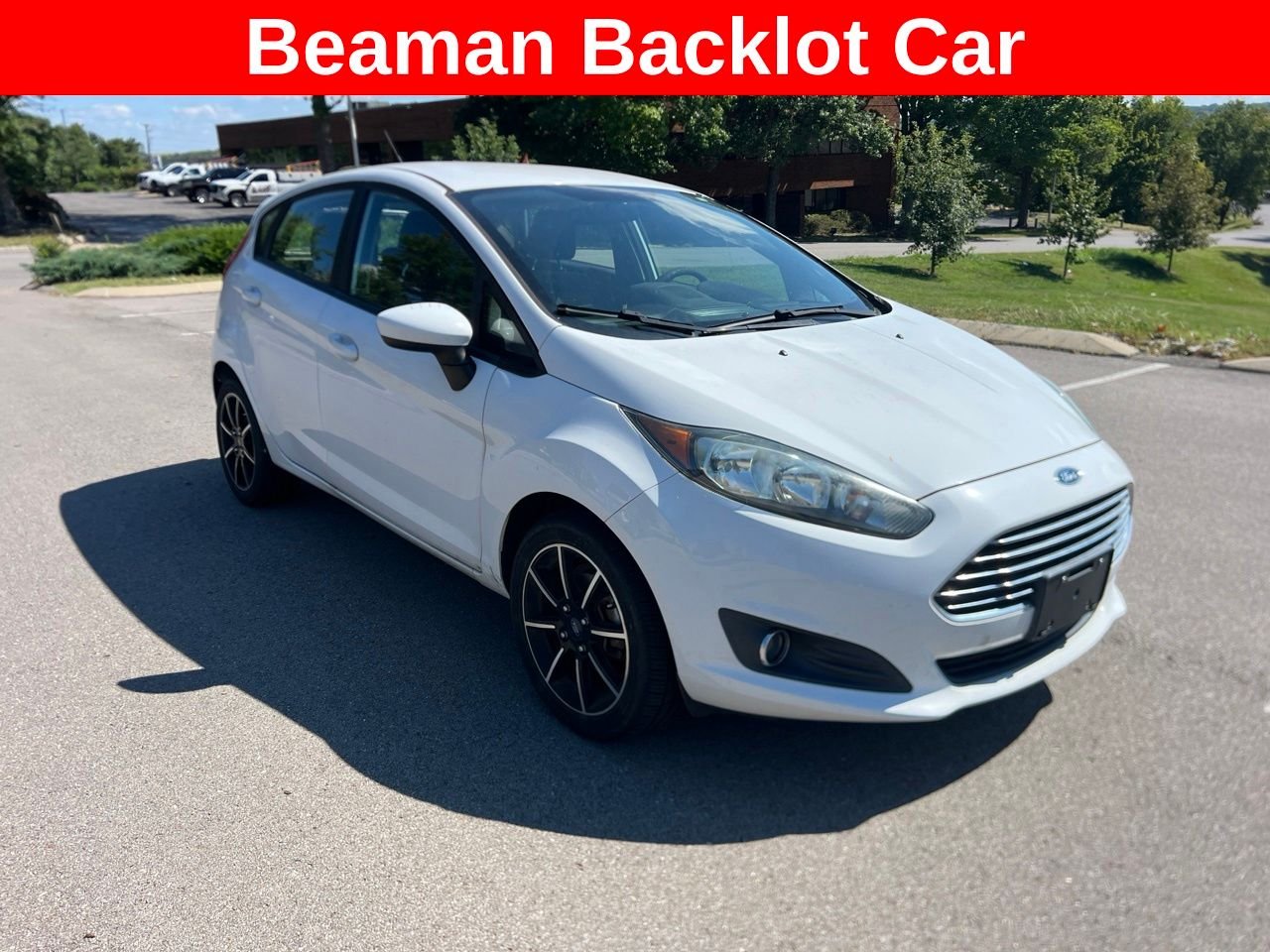 Used 2017 White Ford SE image 3