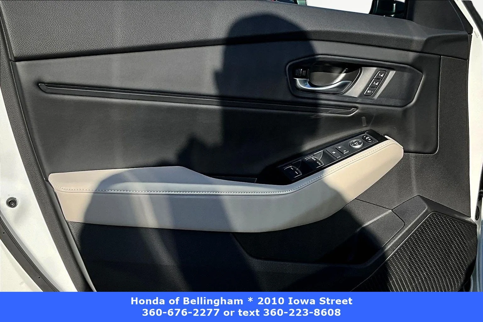 Certified Used 2025 Platinum White Pearl Honda HYBRID TOURING image 17