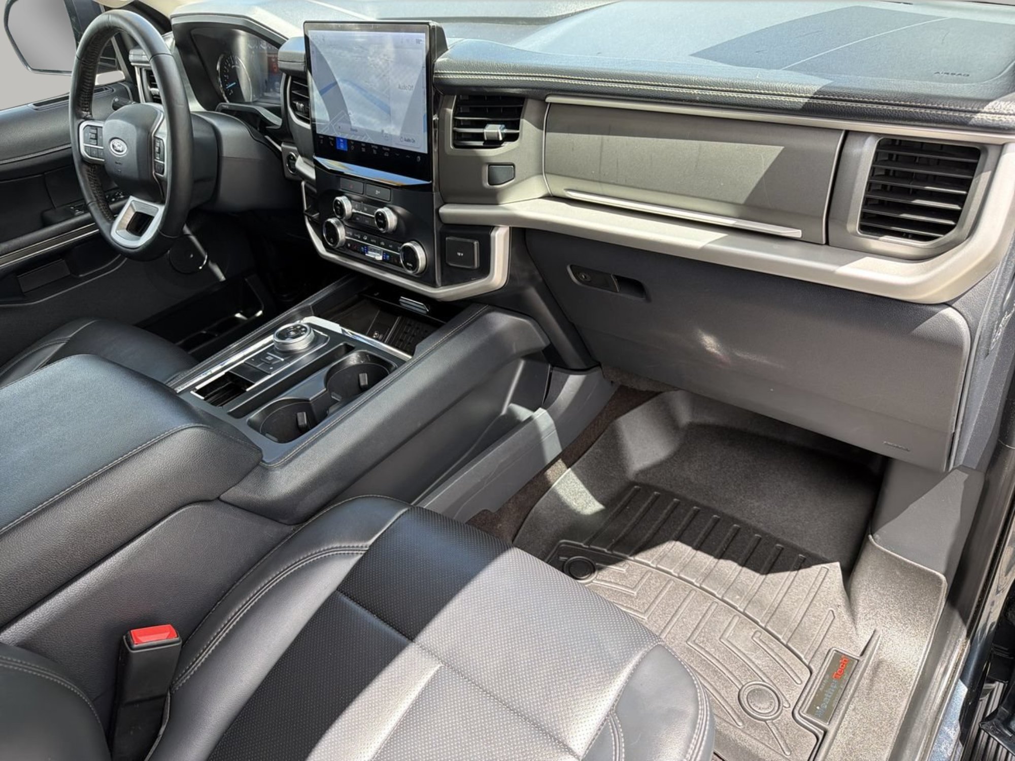 Used 2023 Blue Metallic Ford XLT image 9
