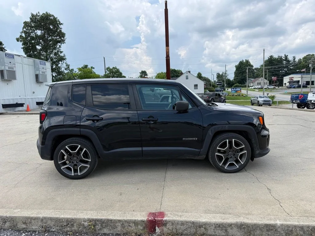 Used 2021 Black Jeep Sport image 5