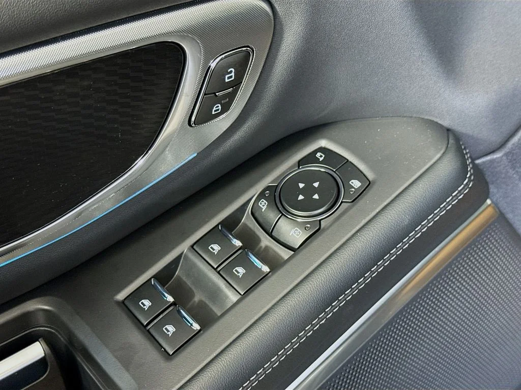 New 2026 Dark Matter Gray Metallic Ford MAX Platinum® image 18