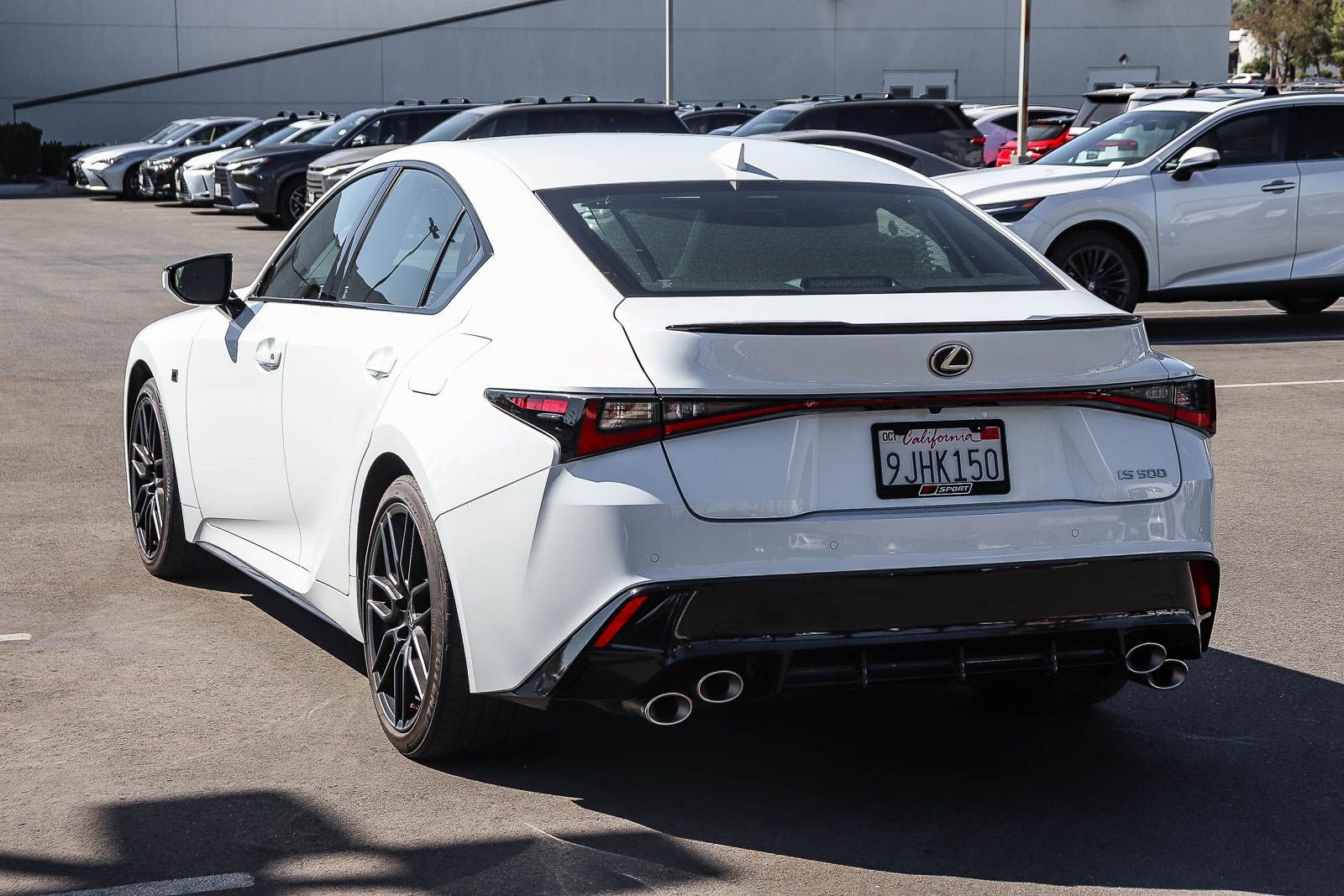 Used 2023 White Lexus 500 F SPORT Performance Premium image 4
