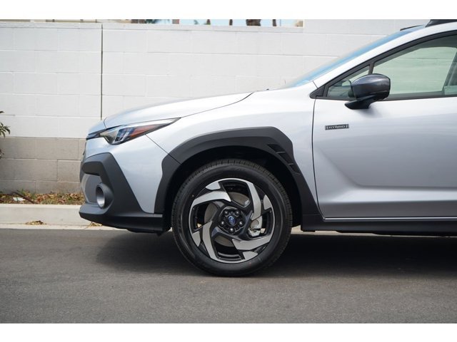 New 2026 ICE SILVER METALLIC Subaru Limited Hybrid image 2