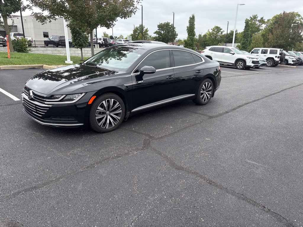 Used 2020 Black Volkswagen 2.0T SEL image 1