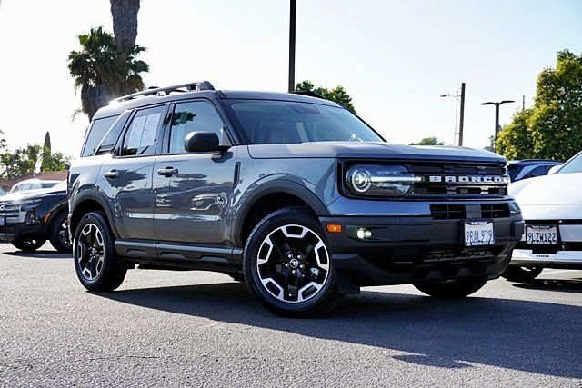 2024 Ford Bronco Sport Outer Banks 4X4's photo