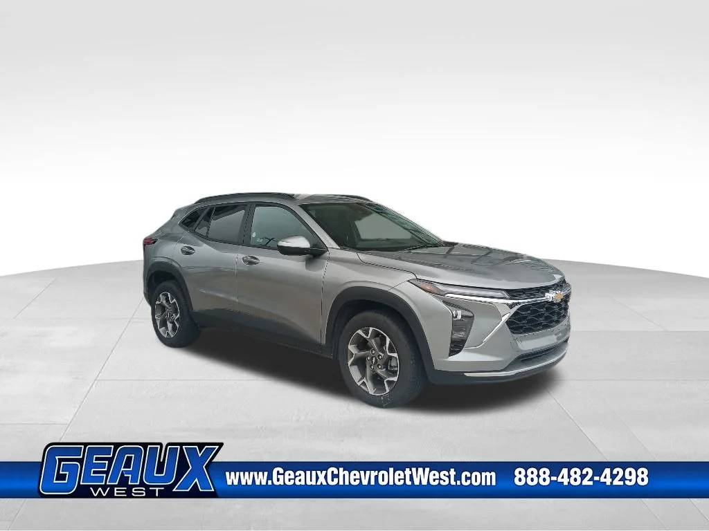 Used 2025 Gray Chevrolet LT image 1