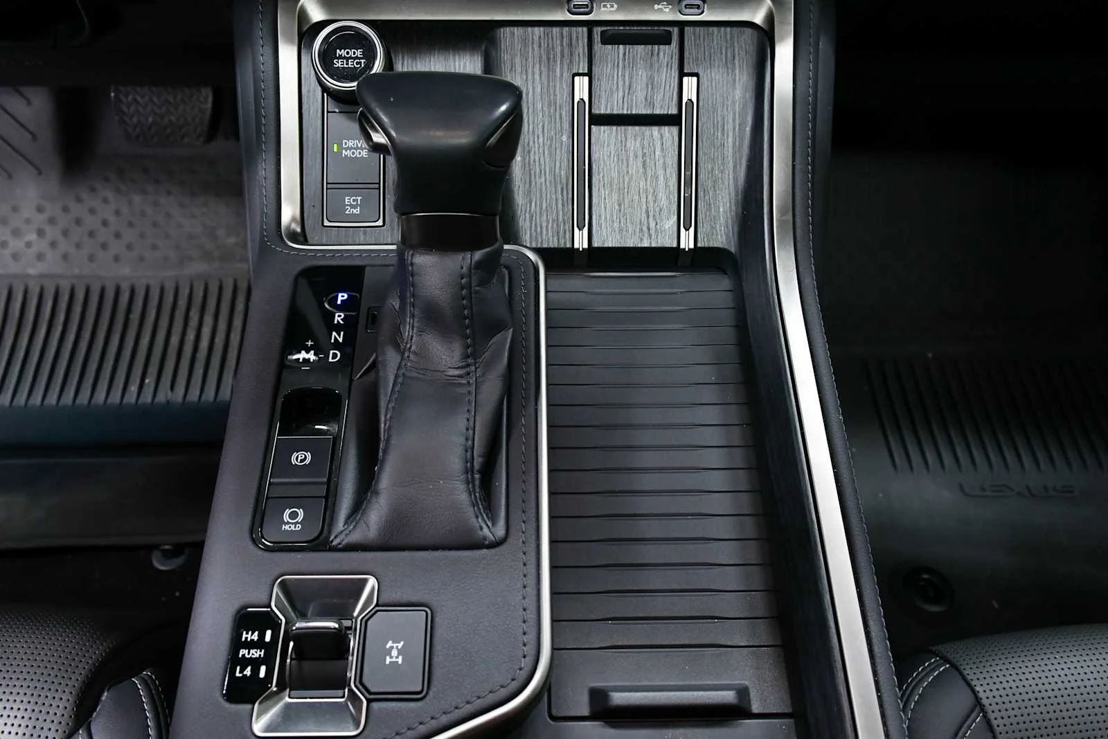 Certified Used 2024 ATOMIC SILVER Lexus Luxury image 23
