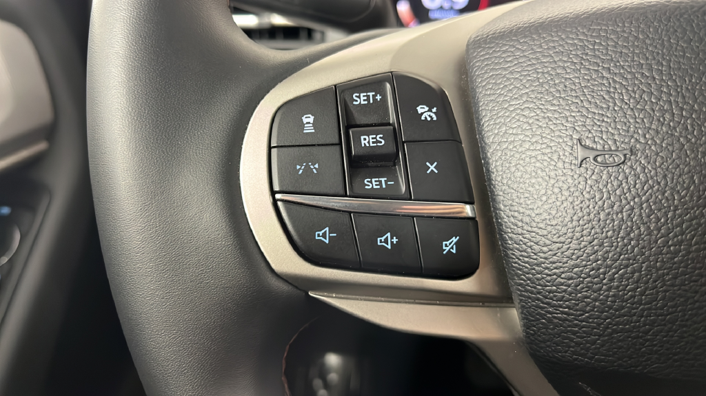 2025 Ford Explorer Active - Photo 26