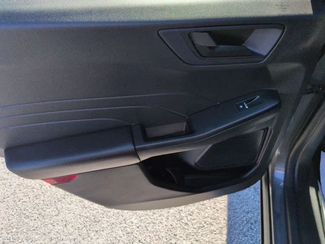 Used 2023 Gray Ford Active image 25