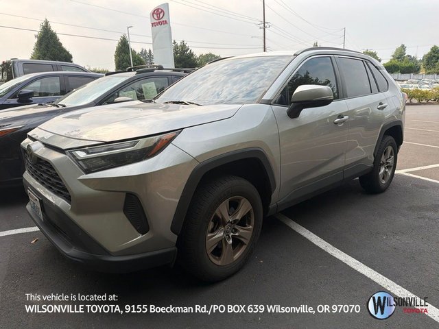 2022 Toyota RAV4 XLE